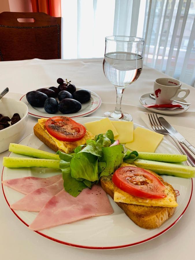 Hotel Victoria Cluj-Napoca Eksteriør billede